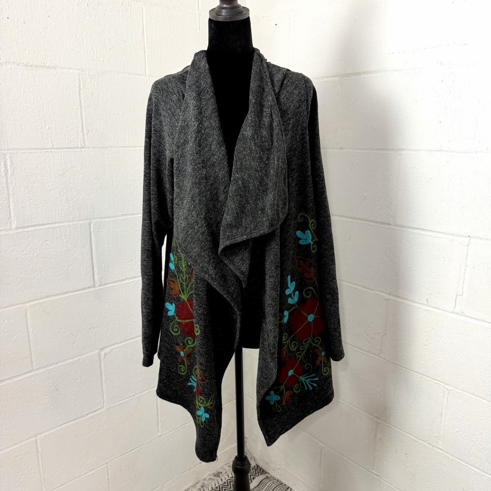 Young Threads Open Front Cardigan SZ M Gray Embroidered Floral Bohemian Hippie